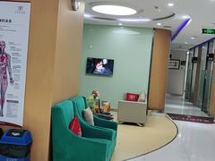 -雅悦齿科(顾村公园店)