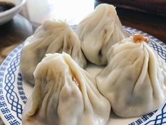 小笼包-笑来喜馄饨小笼工坊店(湖滨街店)