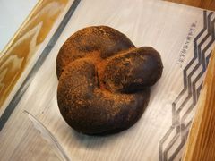 -焙丽拾光(麦凯乐直营店)