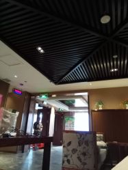 -鑫淼餐饮娱乐中心(江东街店)