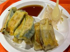 -第5大道精品休闲购物广场