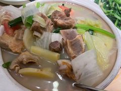 丽江腊排骨杂菜煲-缘生态云南菜·野生菌庭院餐厅(华侨城店)