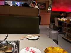 -海底捞火锅(宝龙广场夜宵主题店)