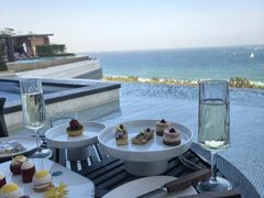 -瑰丽酒店·海吧·天际下午茶·现场DJ·天台酒吧