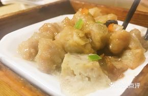 Golden Garlic Steamed Pork Ribs