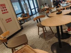 -星巴克臻选(威海威高广场店)