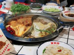 -喜悦小串丹东小黄牛海鲜烧烤大排档(民主广场店)