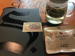 -西西弗书店&矢量咖啡(凯德晶萃广场店)