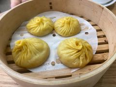 南瓜泥鸡头米小笼包（4件）-苏小柳点心·手作小笼包(新街口分院店)