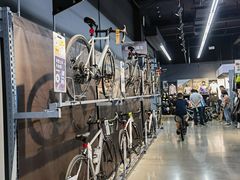 -迪卡侬(民族东店)