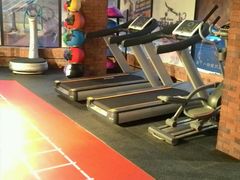 -GYMPLUS私教健身会馆(大悦城店)