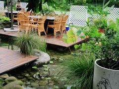 -墨居上隐·院子里火锅(峨眉店)