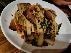 -苹果树下艺术餐厅(宋庄店)