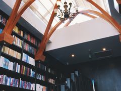 -钟书阁(松江泰晤士小镇店)