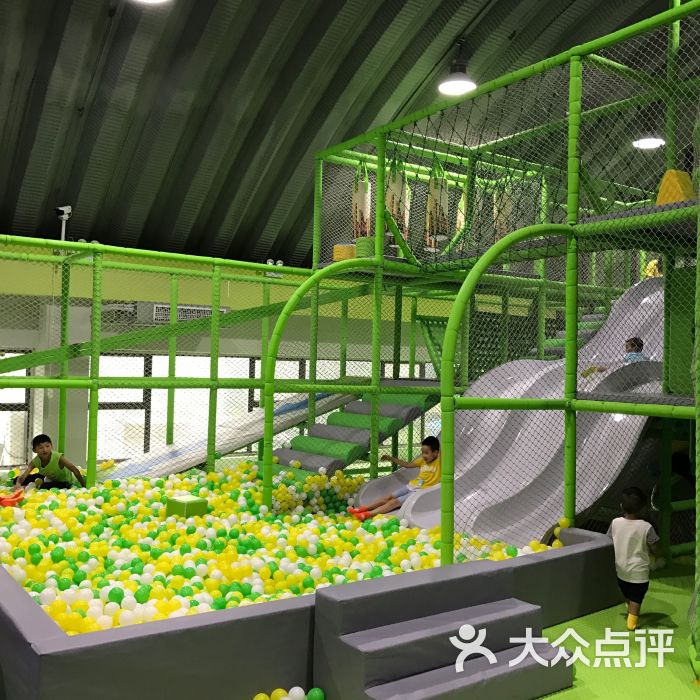 空气工厂蹦床馆图片 - 第223张