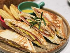 香草鸡肉帕尼尼-西语·炭烧牛排(卓越中寰店)