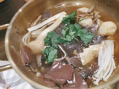 鸭血粉丝汤-龍堂蟹黄小笼包(万家丽店)