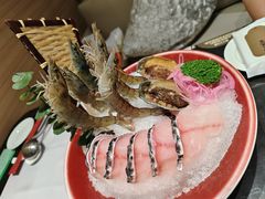 -红鼎豆捞·非遗鲍皇汤火锅(宝丰路店)