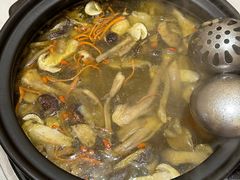 -菌之家·专业纯野生菌火锅·特色炒菌