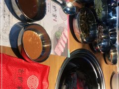 -老炉家木炭烤肉(长江国际店)