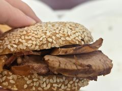 -聚德华天护国寺小吃(甜水园店)