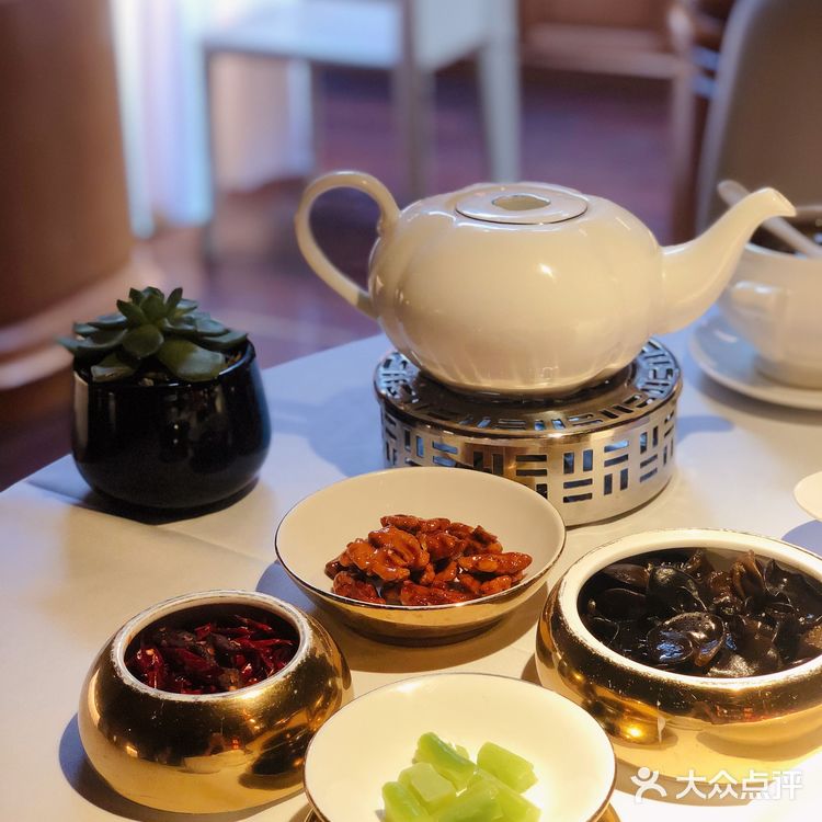 沈阳探店|在百年洋房里吃粤菜是种什么体验❓ 