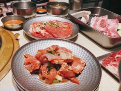 -蚂蚁洞·烤肉大营地(上海静安大悦城店)