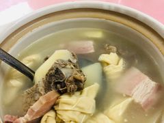 腌笃鲜汤-蘭心餐厅(进贤路店)