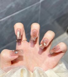 -兔猫ToMoreNails美甲美睫