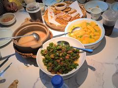 -自己人·宜昌菜(水悦城店)
