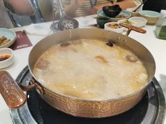 -洪氏嗨捞·猪肚鸡火锅(阳光天地店)