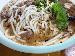 -小倪羊肉米线馆