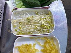 青菜-壹道鸣·药膳鸡(月苑店)