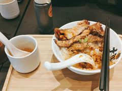 -熊吞·大碗丼烧肉饭(西市场嘉华店)