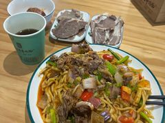 -兰河巷牛肉面(曲江店)