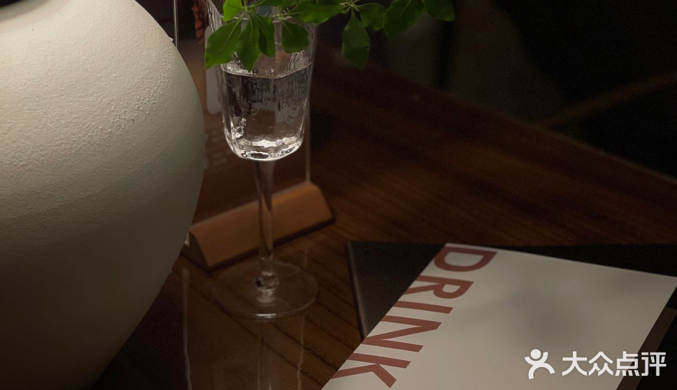 西安最高级的韩餐!溶洞风韩料氛围感jue了