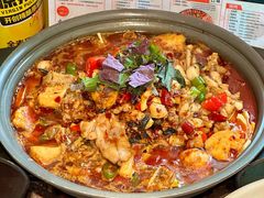 -龙巢盱眙龙虾·牛蛙·烧烤宵夜(八卦岭店)