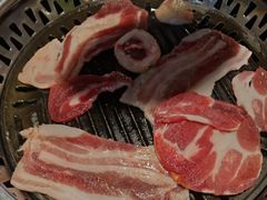 -釜御山海鲜烤肉火锅自助(新城市中心店)