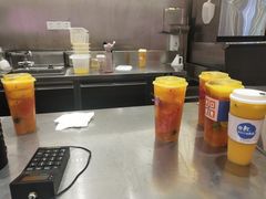 诚实菠萝大方杯-果呀呀(国金街店)