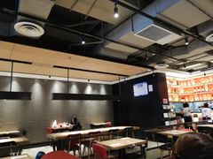 大堂-必胜客(新中纬店)