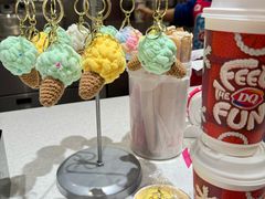 -DQ·蛋糕·冰淇淋(大宁国际商业广场店)
