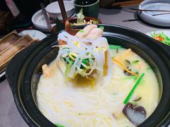 云南过桥米线-云海肴·汽锅鸡·云南菜(高德置地店)
