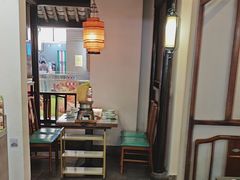 -卢大鲜鱼头捞饭(美利广场店)