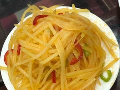土豆丝-东方宫中国兰州牛肉拉面(新起街店)