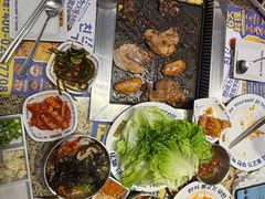 -阿亲家·韩式无限烤肉(春熙路店)