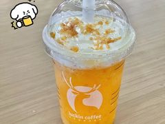 闪光橙橙瑞纳冰-瑞幸咖啡(温江新光天地写字楼店)