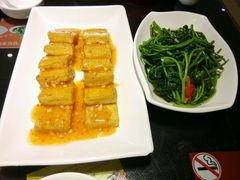 金牌蛋豆腐-刘胖子家常菜·蹄花焖藕(中南店)