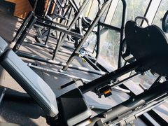 -康慈健身(雅戈尔雷迪森广场店)