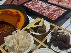 -旧街市鲜货老火锅(大光路店)