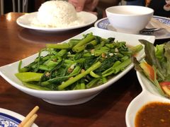 -Dang restaurant (patong phuket)